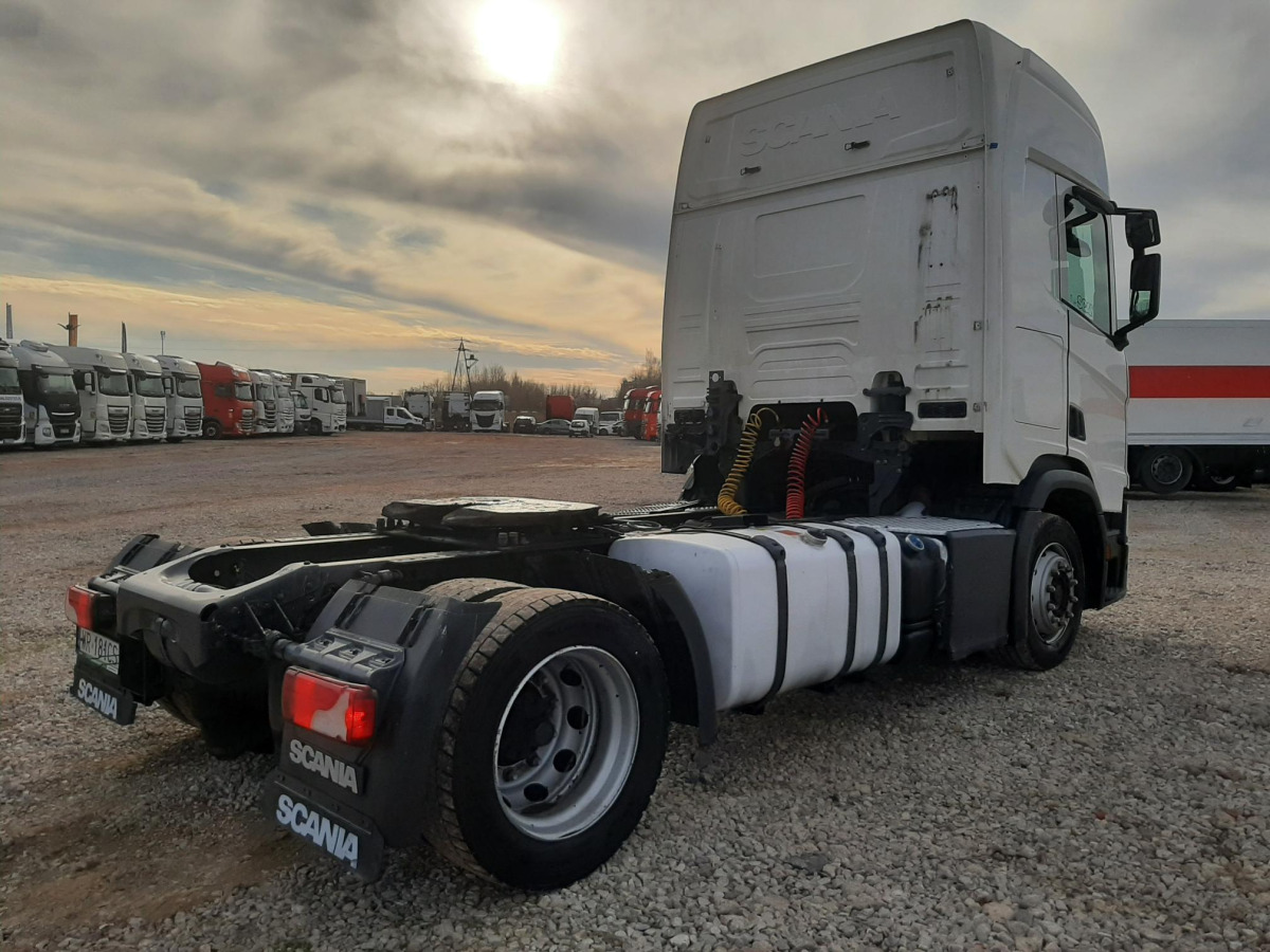 SCANIA R450 CIĄGNIK SIODŁOWY - Tegljač: slika 4 SCANIA R450 CIĄGNIK SIODŁOWY - Tegljač: slika 4