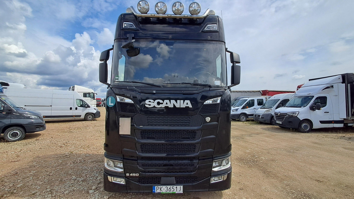 SCANIA S450 CIĄGNIK SIODŁOWY - Tegljač: slika 3 SCANIA S450 CIĄGNIK SIODŁOWY - Tegljač: slika 3