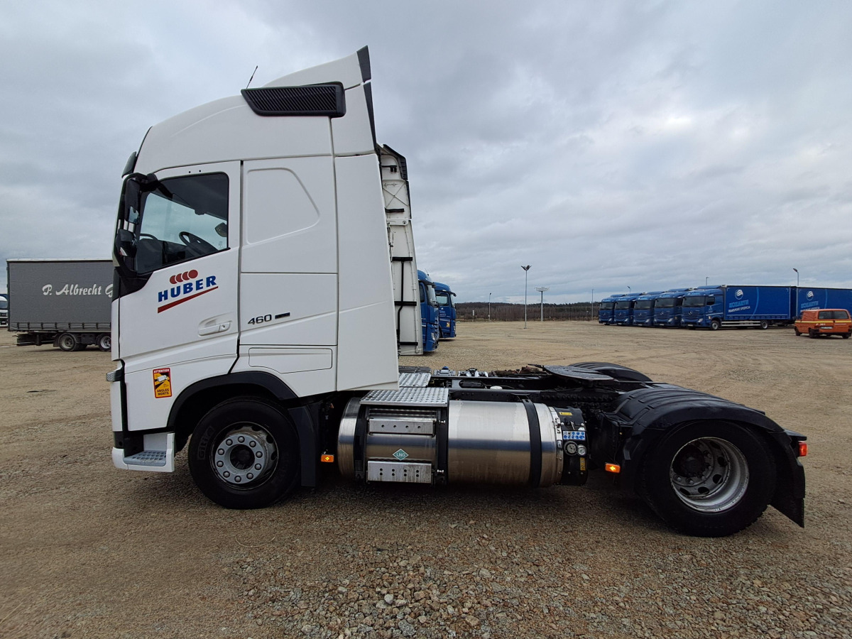 VOLVO FH 460 CIĄGNIK SIODŁOWY - Tegljač: slika 4 VOLVO FH 460 CIĄGNIK SIODŁOWY - Tegljač: slika 4