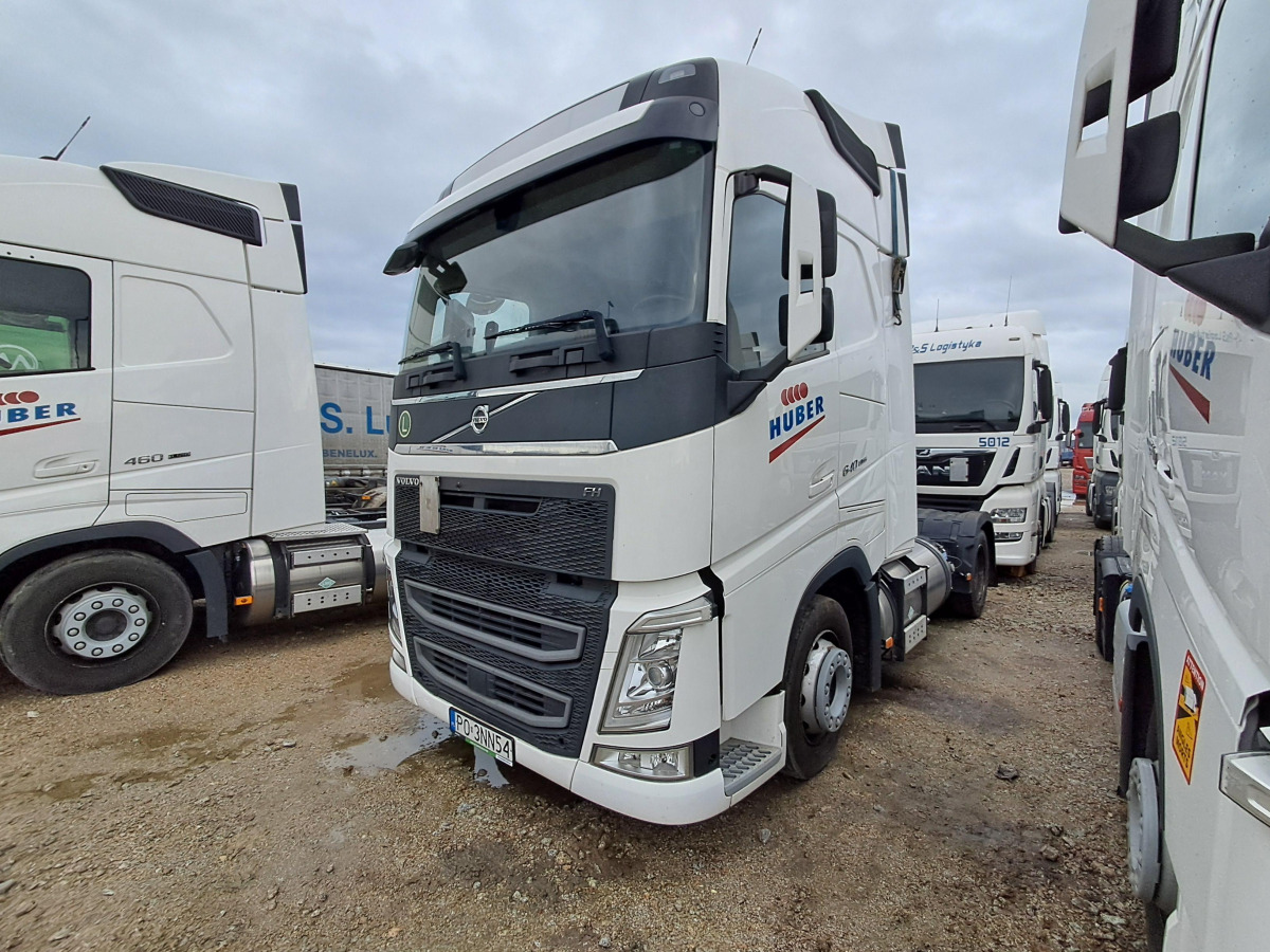 VOLVO FH 460 CIĄGNIK SIODŁOWY - Tegljač: slika 3 VOLVO FH 460 CIĄGNIK SIODŁOWY - Tegljač: slika 3