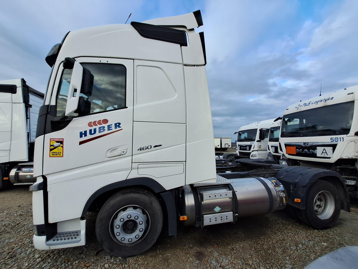 VOLVO FH 460 CIĄGNIK SIODŁOWY - Tegljač: slika 4 VOLVO FH 460 CIĄGNIK SIODŁOWY - Tegljač: slika 4