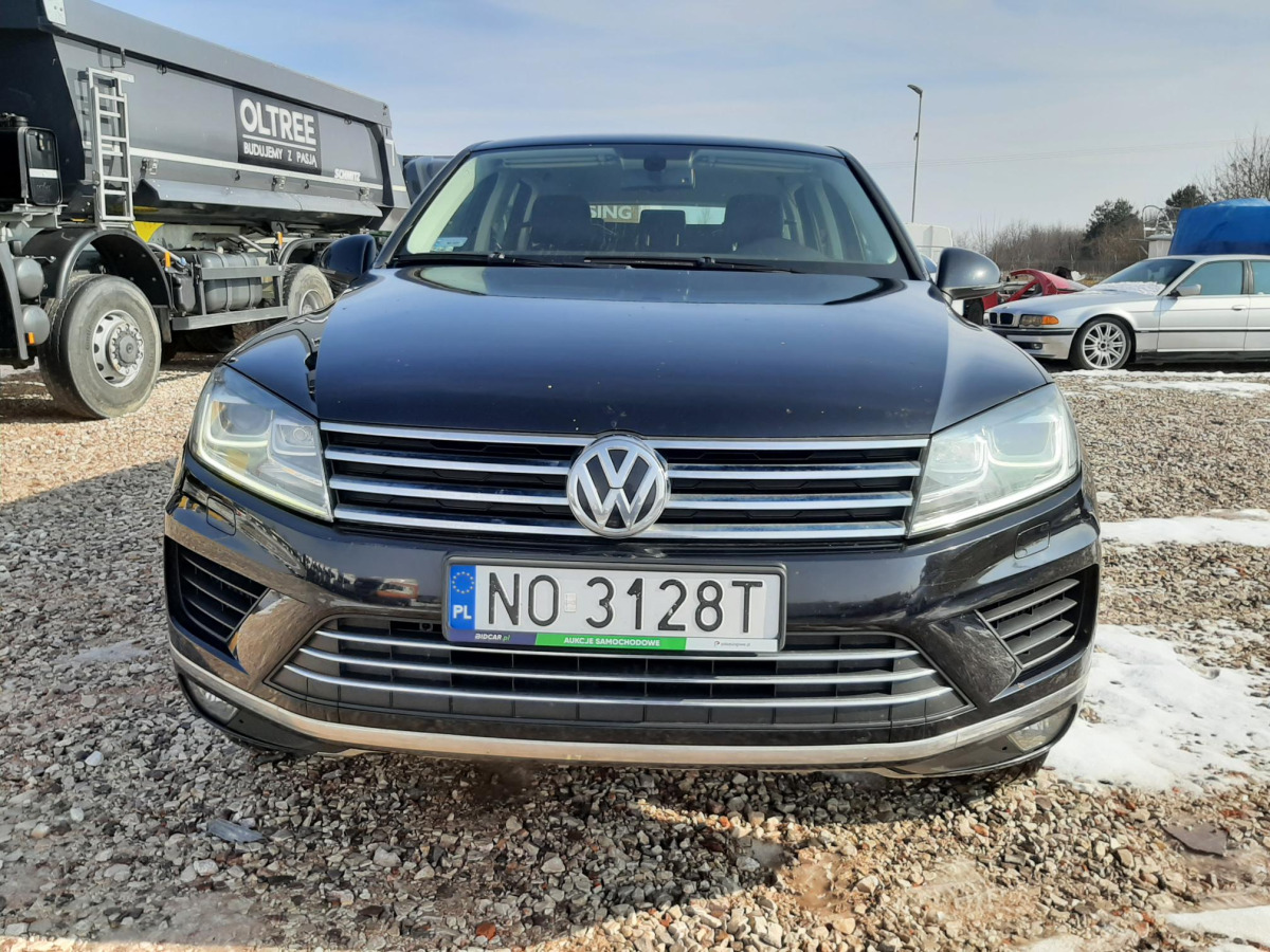 VOLKSWAGEN TOUAREG SUV - SUVSUV: slika 2 VOLKSWAGEN TOUAREG SUV - SUVSUV: slika 2