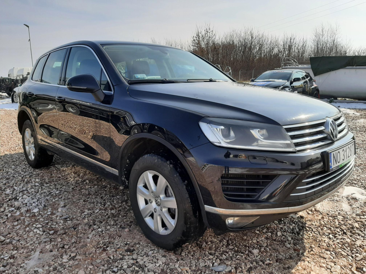 VOLKSWAGEN TOUAREG SUV - SUVSUV: slika 1 VOLKSWAGEN TOUAREG SUV - SUVSUV: slika 1