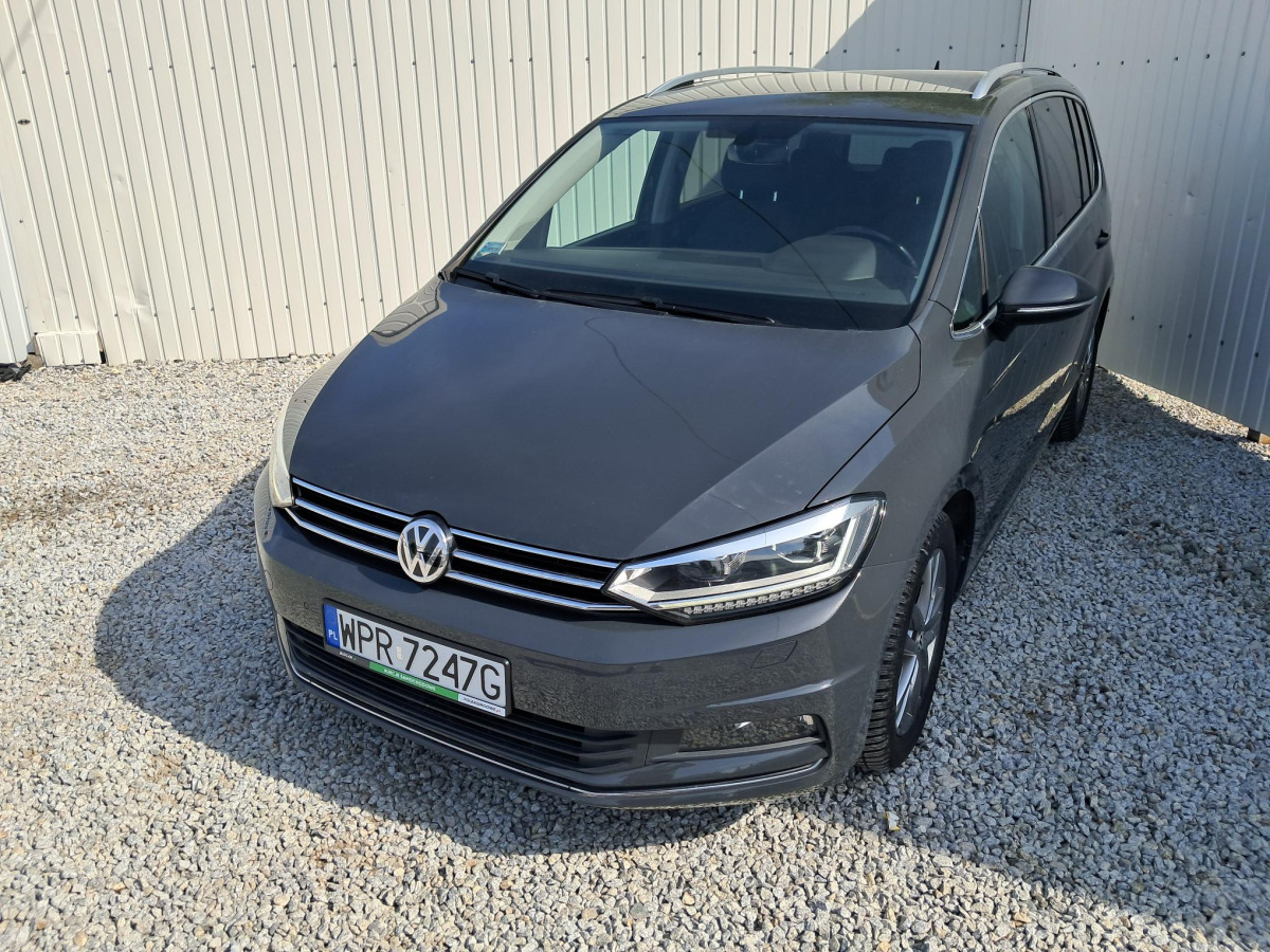 VOLKSWAGEN TOURAN MINIVAN - Automobil: slika 2 VOLKSWAGEN TOURAN MINIVAN - Automobil: slika 2
