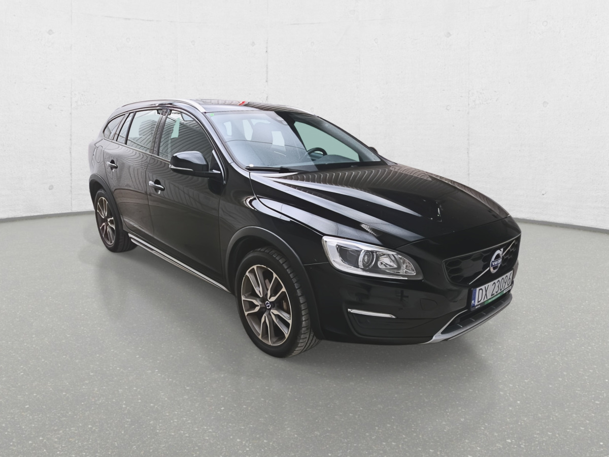 VOLVO V60 CROSS COUNTRY KOMBI - Automobil: slika 2 VOLVO V60 CROSS COUNTRY KOMBI - Automobil: slika 2