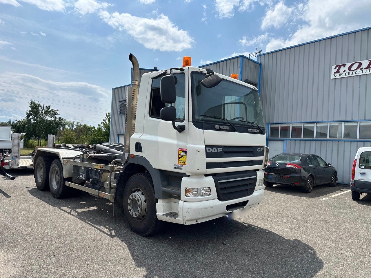 DAF CF 85.360 - Kamion sa hidrauličnom kukom: slika 4 DAF CF 85.360 - Kamion sa hidrauličnom kukom: slika 4
