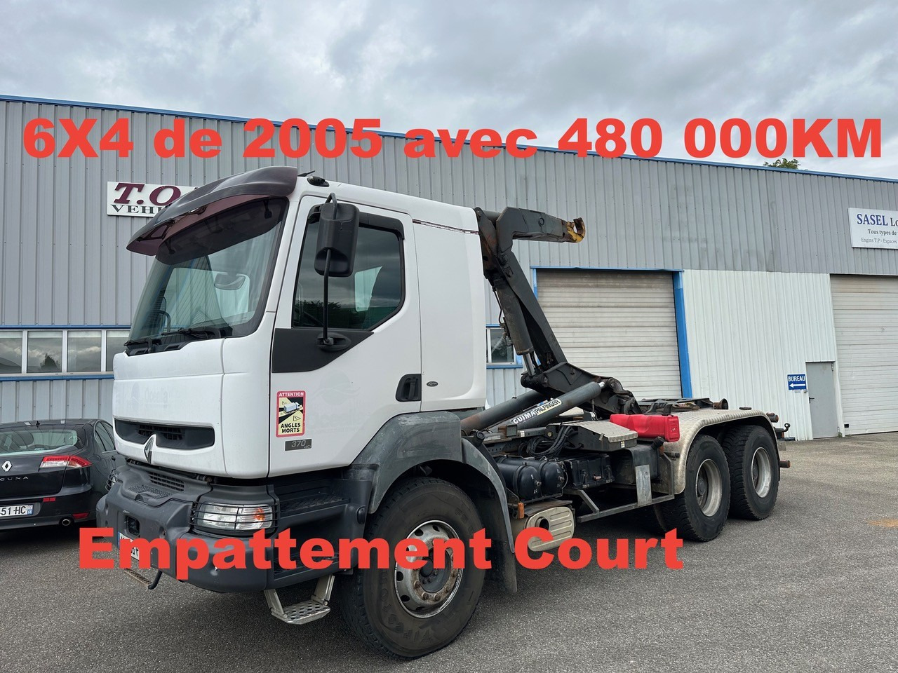 RENAULT KERAX 370 DCI - Kamion sa hidrauličnom kukom: slika 1 RENAULT KERAX 370 DCI - Kamion sa hidrauličnom kukom: slika 1