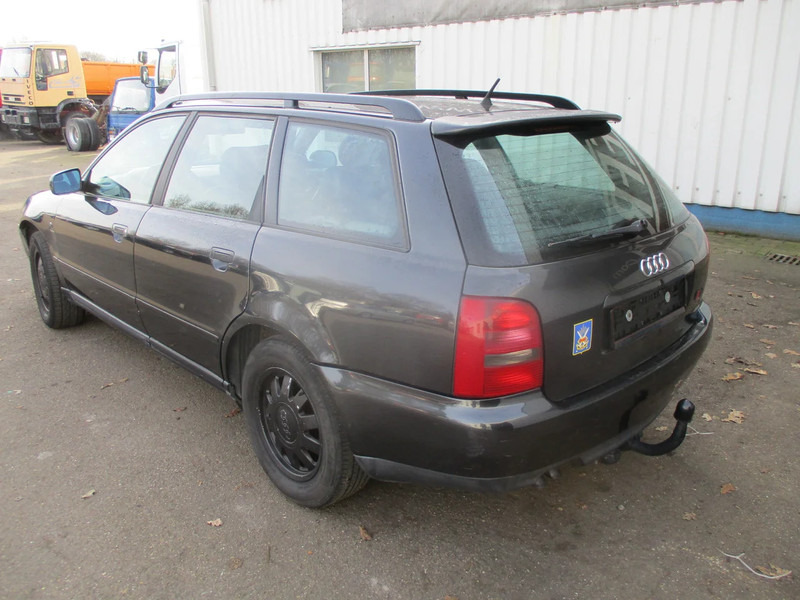 Audi A4 Avant 1.9 tdi , S-Line , Manual , Airco , EXPORT - Automobil: slika 5 Audi A4 Avant 1.9 tdi , S-Line , Manual , Airco , EXPORT - Automobil: slika 5