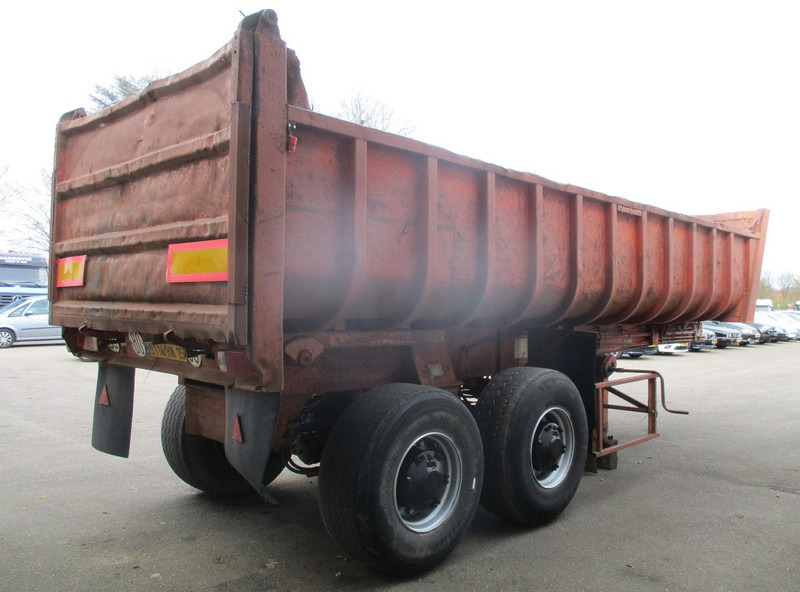 Fruehauf D33C , 2 axle , Steel tipper trailer , Drum Brakes , Spring suspension - Poluprikolica istovarivača: slika 3 Fruehauf D33C , 2 axle , Steel tipper trailer , Drum Brakes , Spring suspension - Poluprikolica istovarivača: slika 3