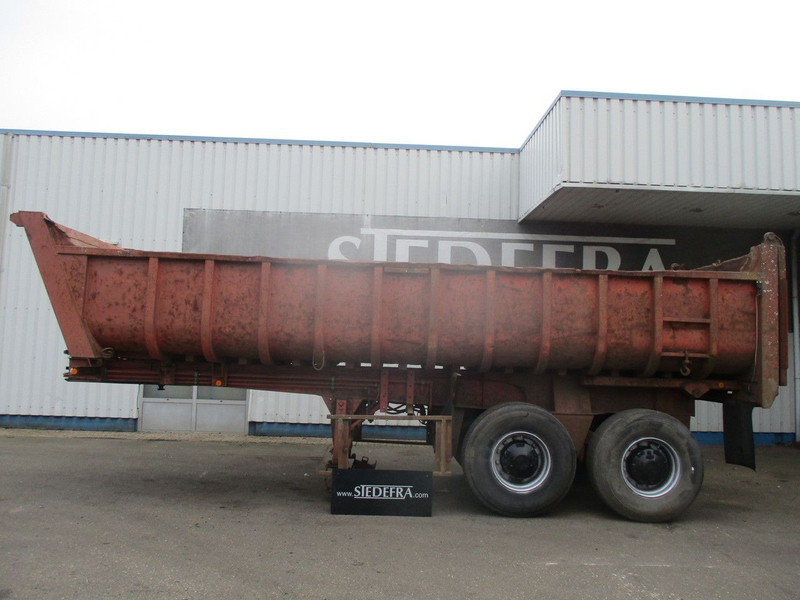 Fruehauf D33C , 2 axle , Steel tipper trailer , Drum Brakes , Spring suspension - Poluprikolica istovarivača: slika 2 Fruehauf D33C , 2 axle , Steel tipper trailer , Drum Brakes , Spring suspension - Poluprikolica istovarivača: slika 2