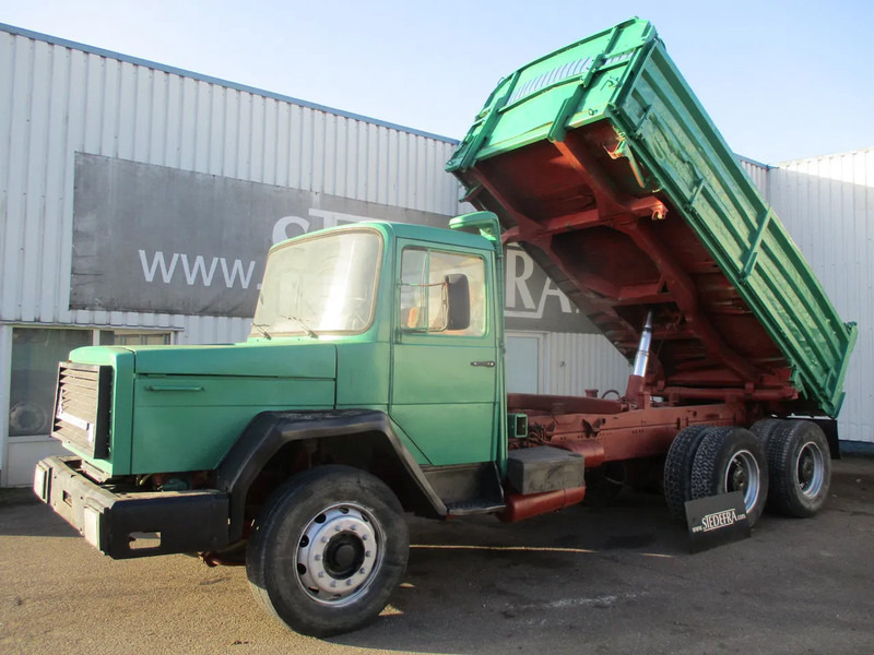 Iveco Magirus deutz 260-26, 6x4 , 6 Cylinder water cooled , 3 way tipper , Spring suspension - Istovarivač: slika 1 Iveco Magirus deutz 260-26, 6x4 , 6 Cylinder water cooled , 3 way tipper , Spring suspension - Istovarivač: slika 1