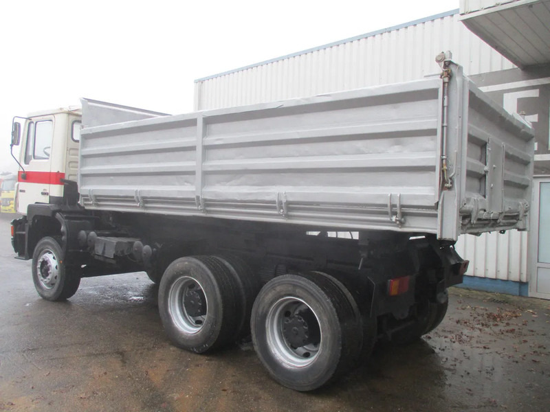 MAN 26 322 ZF Manual , 6x4 , 3 way tipper , Spring suspension - Istovarivač: slika 5 MAN 26 322 ZF Manual , 6x4 , 3 way tipper , Spring suspension - Istovarivač: slika 5