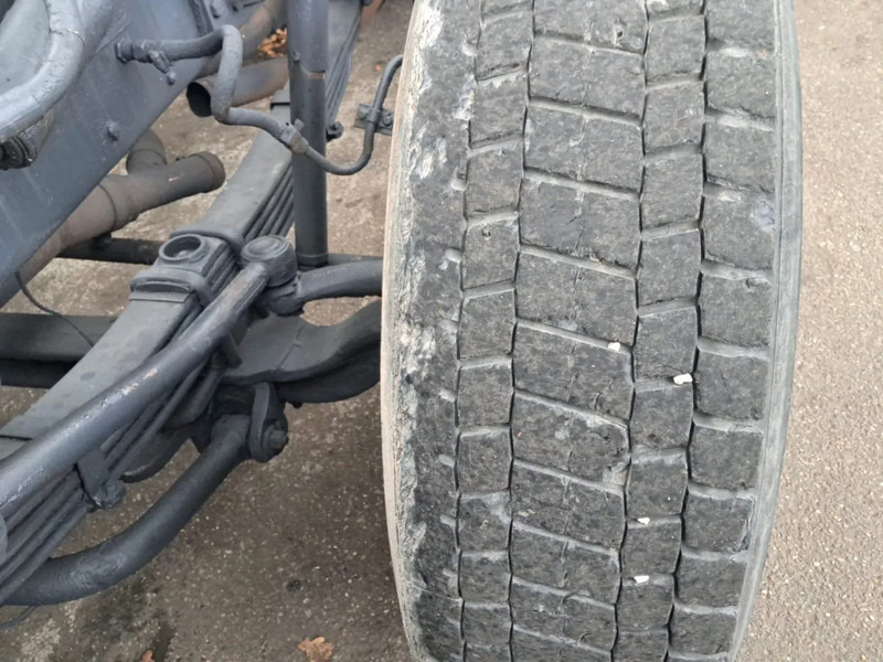 Kamion sa golom šasijom i zatvorenom kabinom Mercedes-Benz 3235SK / 3535SK , 8x4, V8 BiTurbo, ZF Manual , Spring Suspension: slika 18 Kamion sa golom šasijom i zatvorenom kabinom Mercedes-Benz 3235SK / 3535SK , 8x4, V8 BiTurbo, ZF Manual , Spring Suspension: slika 18