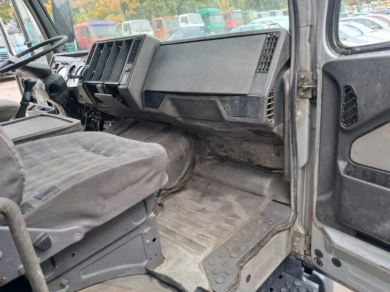 Kamion sa golom šasijom i zatvorenom kabinom Mercedes-Benz 3235SK / 3535SK , 8x4, V8 BiTurbo, ZF Manual , Spring Suspension: slika 14 Kamion sa golom šasijom i zatvorenom kabinom Mercedes-Benz 3235SK / 3535SK , 8x4, V8 BiTurbo, ZF Manual , Spring Suspension: slika 14