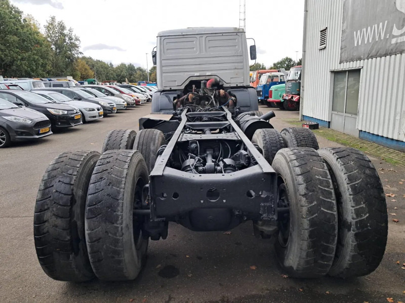 Kamion sa golom šasijom i zatvorenom kabinom Mercedes-Benz 3235SK / 3535SK , 8x4, V8 BiTurbo, ZF Manual , Spring Suspension: slika 7 Kamion sa golom šasijom i zatvorenom kabinom Mercedes-Benz 3235SK / 3535SK , 8x4, V8 BiTurbo, ZF Manual , Spring Suspension: slika 7