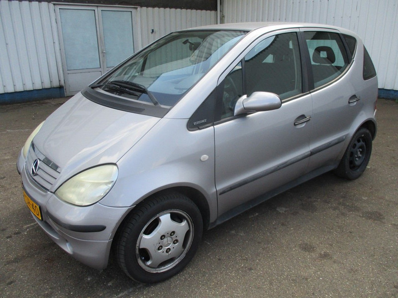 Mercedes-Benz A-Klasse A160 Elegance , Manual - Hečbek: slika 1 Mercedes-Benz A-Klasse A160 Elegance , Manual - Hečbek: slika 1