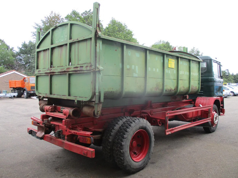 Mercedes-Benz LP 1319 , Oldtimer - Kamion sa hidrauličnom kukom: slika 3 Mercedes-Benz LP 1319 , Oldtimer - Kamion sa hidrauličnom kukom: slika 3