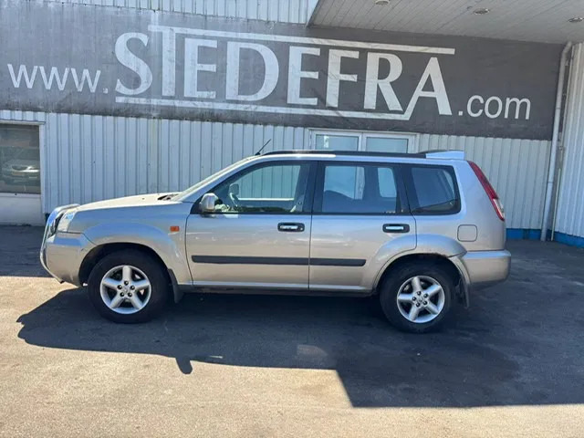 Nissan X-Trail 2.2 DCi , 4x4 , Airco , Export - SUVSUV: slika 2 Nissan X-Trail 2.2 DCi , 4x4 , Airco , Export - SUVSUV: slika 2