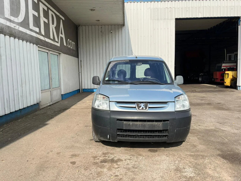 Mali kombi Peugeot Partner 1.9 D , Airco , Belgium Regestration: slika 6