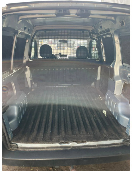 Mali kombi Peugeot Partner 1.9 D , Airco , Belgium Regestration: slika 9