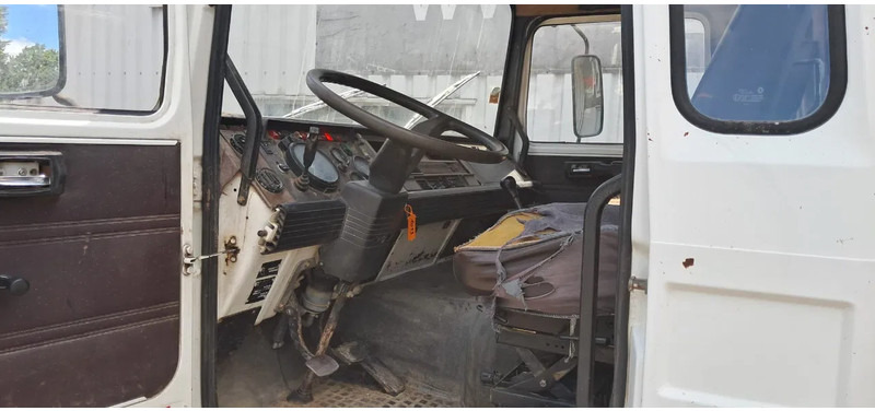 Istovarivač Renault Midliner S 130 , 6 Cylinder , 3 Way Tipper , Spring suspensiom: slika 12