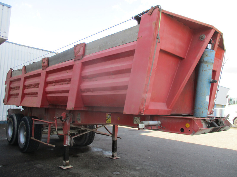 Trailor 2 Axle , Steel tipper trailer , Spring suspension , Drum brakes - Poluprikolica istovarivača: slika 4 Trailor 2 Axle , Steel tipper trailer , Spring suspension , Drum brakes - Poluprikolica istovarivača: slika 4