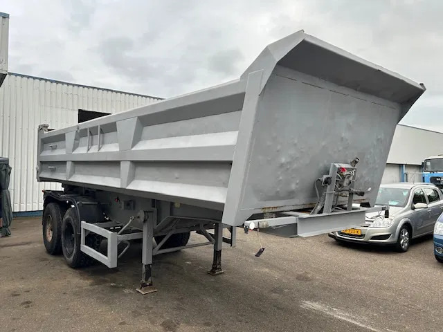 Trax 2 Axle Steel Tipper , Spring Suspension , Drum Brakes - Poluprikolica istovarivača: slika 4 Trax 2 Axle Steel Tipper , Spring Suspension , Drum Brakes - Poluprikolica istovarivača: slika 4