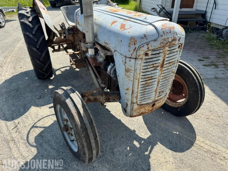 1959 Ferguson 35 Gullfisk - Traktor: slika 3 1959 Ferguson 35 Gullfisk - Traktor: slika 3