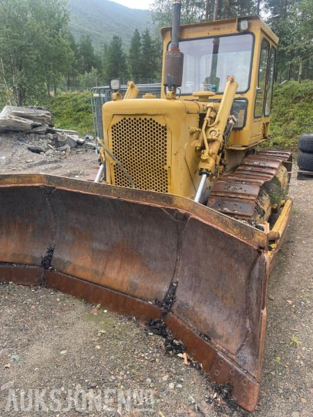 1970 Cat D4d - Građevinska oprema: slika 2 1970 Cat D4d - Građevinska oprema: slika 2