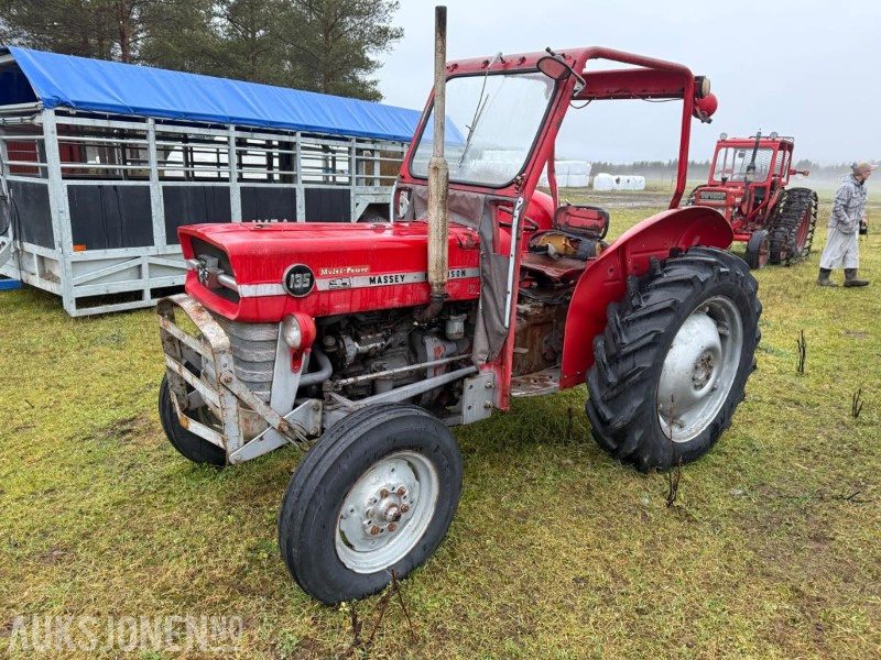 1971 Massey Ferguson 135 - Traktor: slika 1 1971 Massey Ferguson 135 - Traktor: slika 1