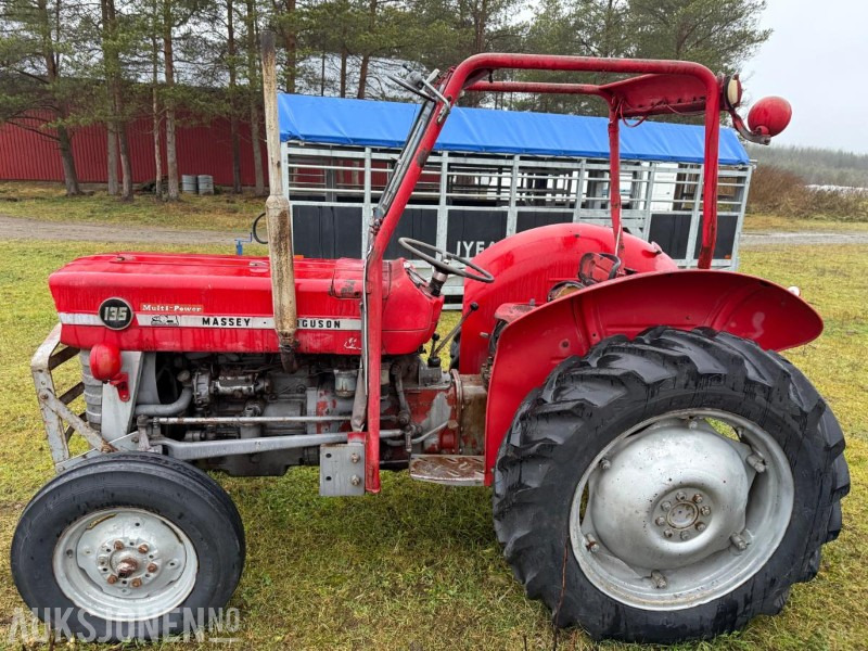 1971 Massey Ferguson 135 - Traktor: slika 2 1971 Massey Ferguson 135 - Traktor: slika 2