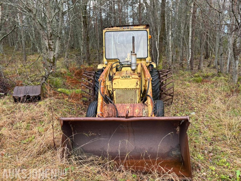 1975 FORD 4550 TRAKTORGRAVER - Traktor: slika 2 1975 FORD 4550 TRAKTORGRAVER - Traktor: slika 2