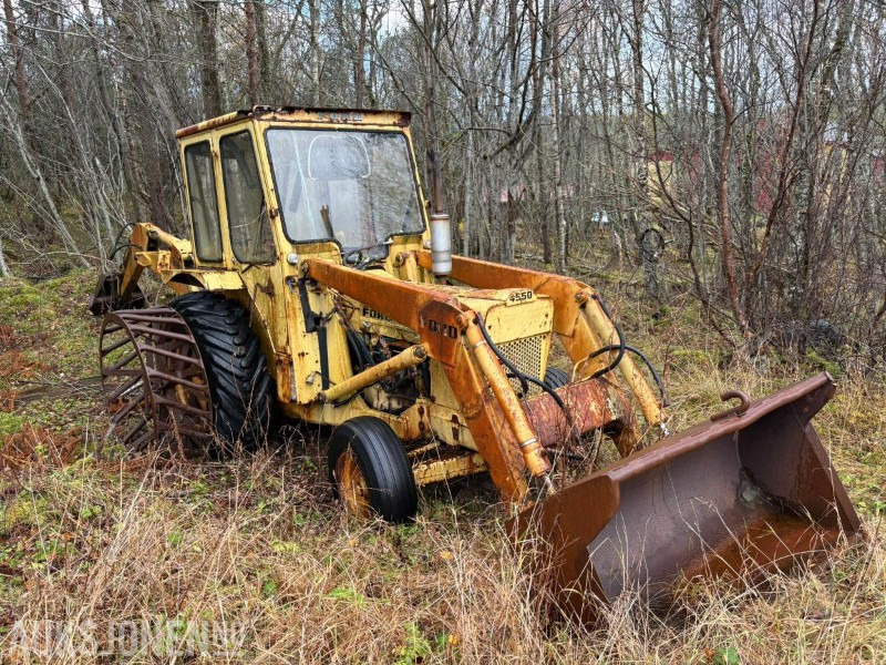 1975 FORD 4550 TRAKTORGRAVER - Traktor: slika 3 1975 FORD 4550 TRAKTORGRAVER - Traktor: slika 3