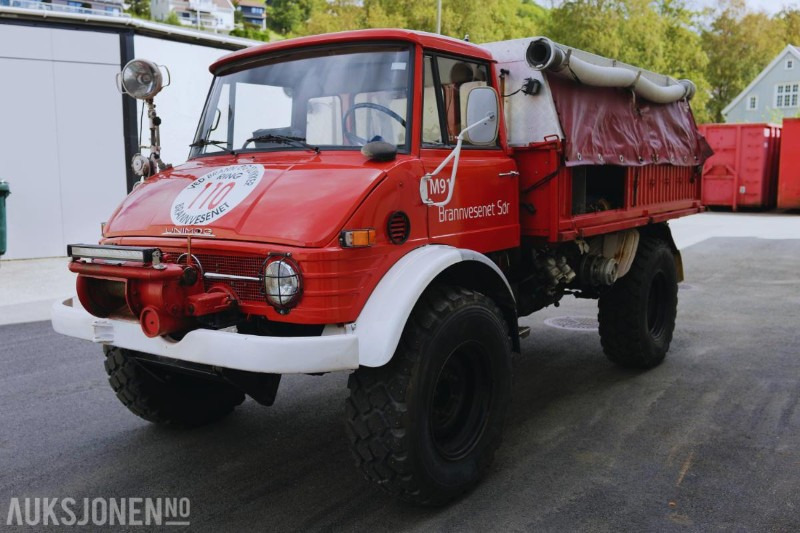 1977 Mercedes-Benz Unimog Brannbil - Vatrogasni kamion: slika 1 1977 Mercedes-Benz Unimog Brannbil - Vatrogasni kamion: slika 1