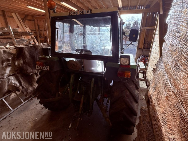 1984 John Deere 1140 4576 timer m/ Pallegafler, Grusskuffe, Snøskuffe, Kjetting - Traktor: slika 3 1984 John Deere 1140 4576 timer m/ Pallegafler, Grusskuffe, Snøskuffe, Kjetting - Traktor: slika 3