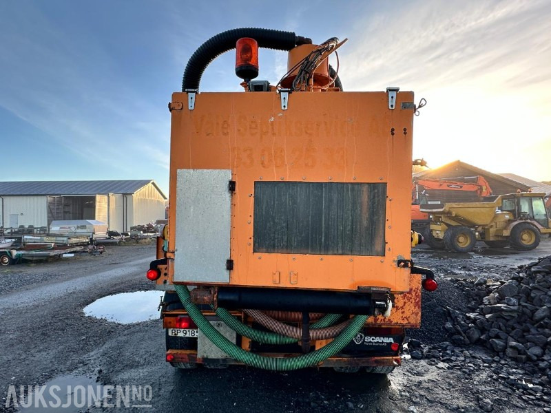 1984 Scania P112H 6X2 LSlamsuger / Sugebil – Motorredskap - Vakuumska cisterna: slika 4 1984 Scania P112H 6X2 LSlamsuger / Sugebil – Motorredskap - Vakuumska cisterna: slika 4