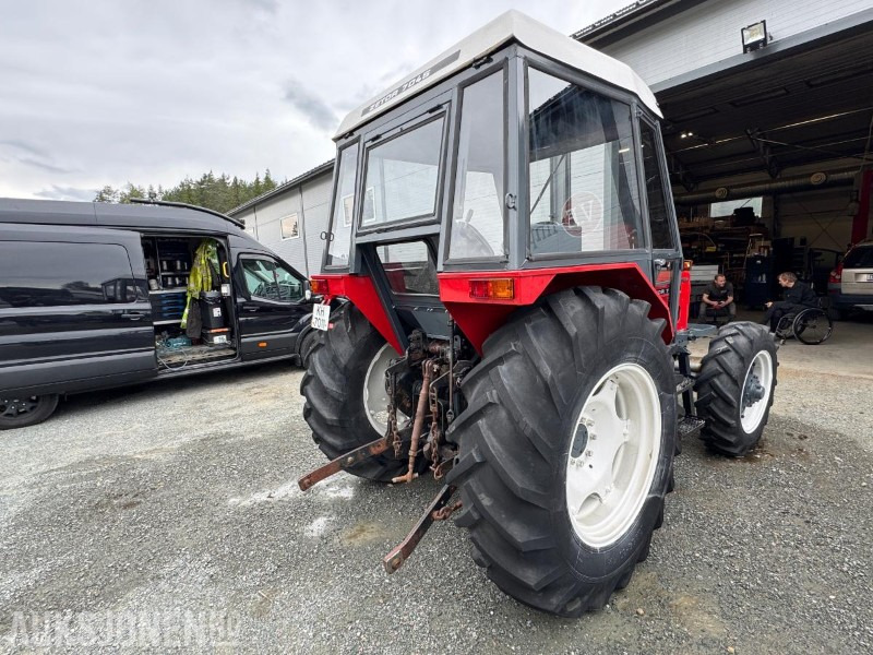1984 Zetor 7045 traktor - Traktor: slika 5 1984 Zetor 7045 traktor - Traktor: slika 5
