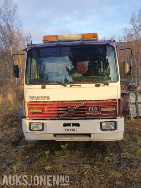 1986 Volvo FL6164X2 tippbil med kran - Istovarivač: slika 5 1986 Volvo FL6164X2 tippbil med kran - Istovarivač: slika 5