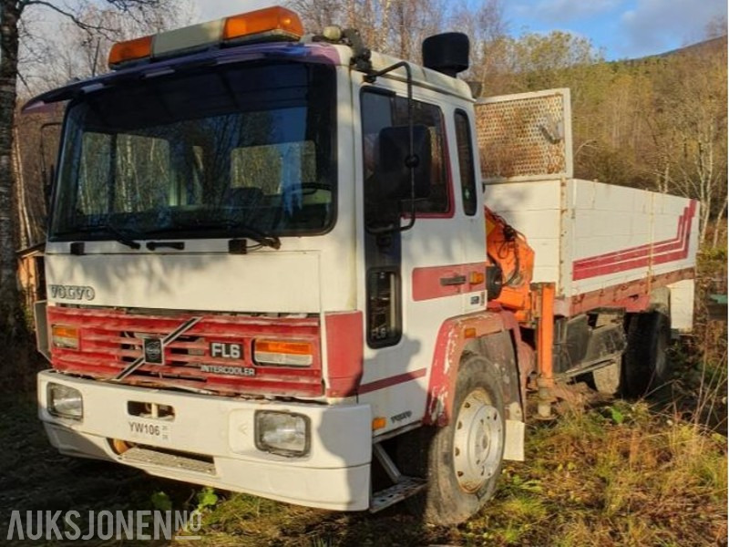 1986 Volvo FL6164X2 tippbil med kran - Istovarivač: slika 1 1986 Volvo FL6164X2 tippbil med kran - Istovarivač: slika 1