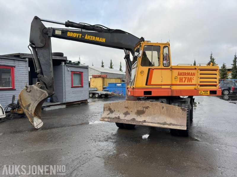 1988 Åkerman H7Mc hjulgraver med skuffe - Bager: slika 1 1988 Åkerman H7Mc hjulgraver med skuffe - Bager: slika 1