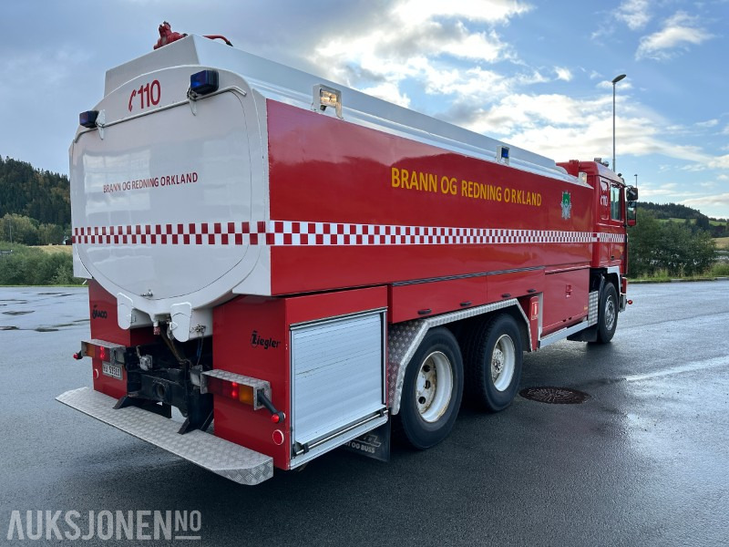 1988 Volvo F12 Brannbil / Tankbil - Motorredskap - Vatrogasni kamion: slika 4 1988 Volvo F12 Brannbil / Tankbil - Motorredskap - Vatrogasni kamion: slika 4