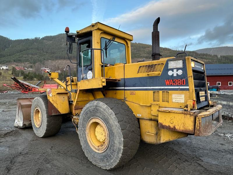 1990 Komatsu WA380 Hjullaster - Utovarivač točkaš: slika 3 1990 Komatsu WA380 Hjullaster - Utovarivač točkaš: slika 3
