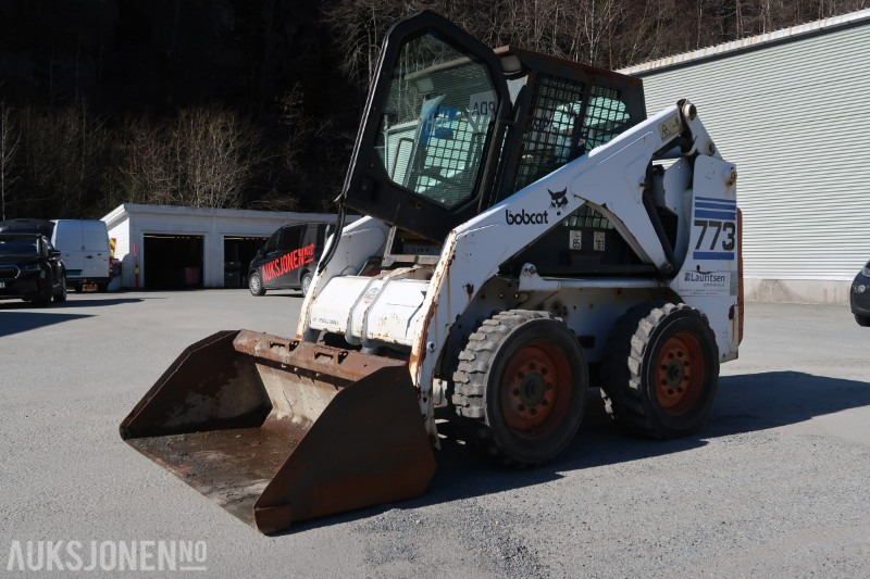1997 Bobcat 773 Kompaktlaster / Mye utstyr / 1925 timer - Mini utovarivač: slika 1 1997 Bobcat 773 Kompaktlaster / Mye utstyr / 1925 timer - Mini utovarivač: slika 1