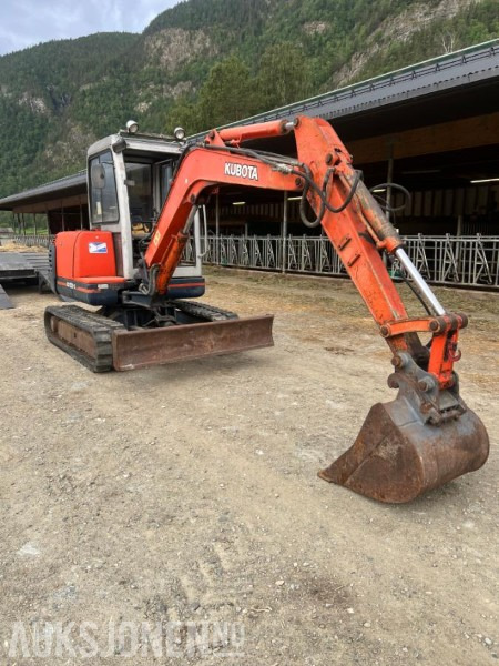 1997 Kubota KX 121-2 gravemaskin med 2 skuffer og klype - Bager: slika 5 1997 Kubota KX 121-2 gravemaskin med 2 skuffer og klype - Bager: slika 5