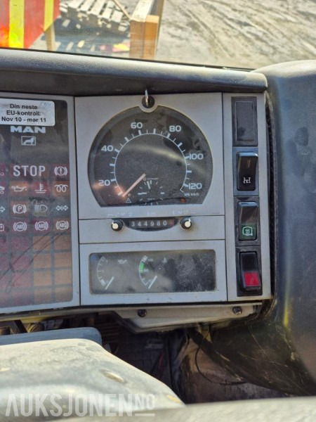 1997 MAN 10.224 LC Mannskapsbil med bakløft - 344980KM - Kamion sa zatvorenim sandukom: slika 3 1997 MAN 10.224 LC Mannskapsbil med bakløft - 344980KM - Kamion sa zatvorenim sandukom: slika 3