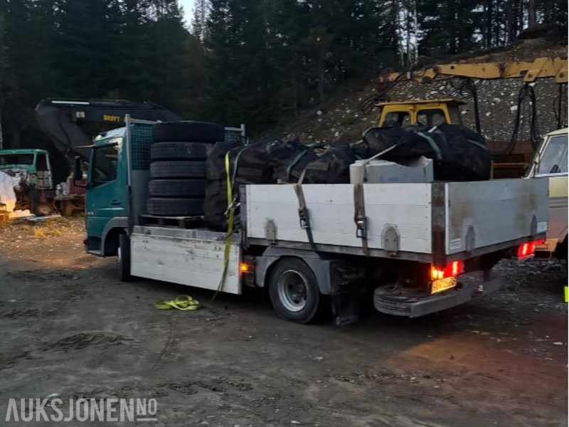 1998 Mercedes-Benz Atego 815/36 - Kamion sa tovarnim sandukom: slika 4 1998 Mercedes-Benz Atego 815/36 - Kamion sa tovarnim sandukom: slika 4