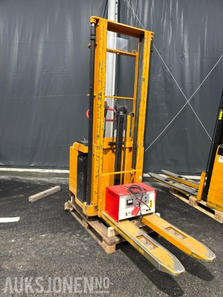 2000 BV S12i FFL Ledestabler - Građevinska oprema: slika 2 2000 BV S12i FFL Ledestabler - Građevinska oprema: slika 2