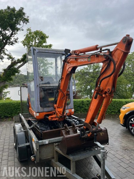 2000 Minigraver - Hitachi EX15 - Mini bager: slika 2 2000 Minigraver - Hitachi EX15 - Mini bager: slika 2