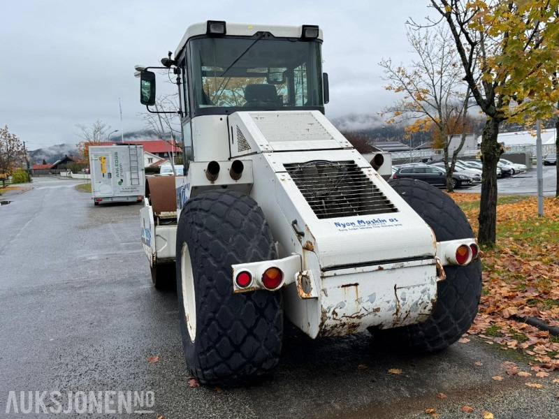 2001 AMMANN AC110-2T Vals / 2465 timer - Valjak: slika 4 2001 AMMANN AC110-2T Vals / 2465 timer - Valjak: slika 4