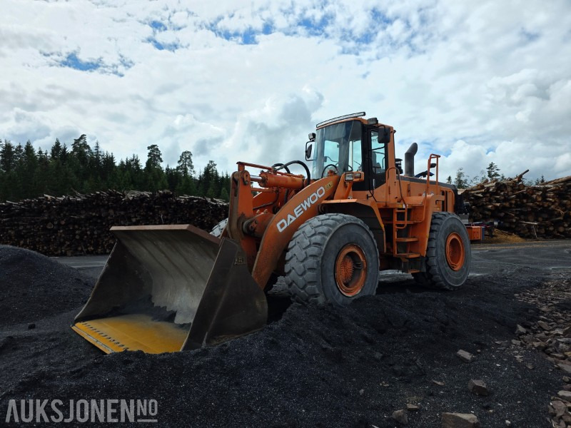 2001 Daewoo MG 400 V Hjullaster med ABL Skuffe - Aircondition - 217 kW - 9382 arbeidstimer - Utovarivač točkaš: slika 1 2001 Daewoo MG 400 V Hjullaster med ABL Skuffe - Aircondition - 217 kW - 9382 arbeidstimer - Utovarivač točkaš: slika 1